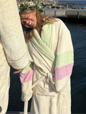 Derf Avenue Robe- Sold out